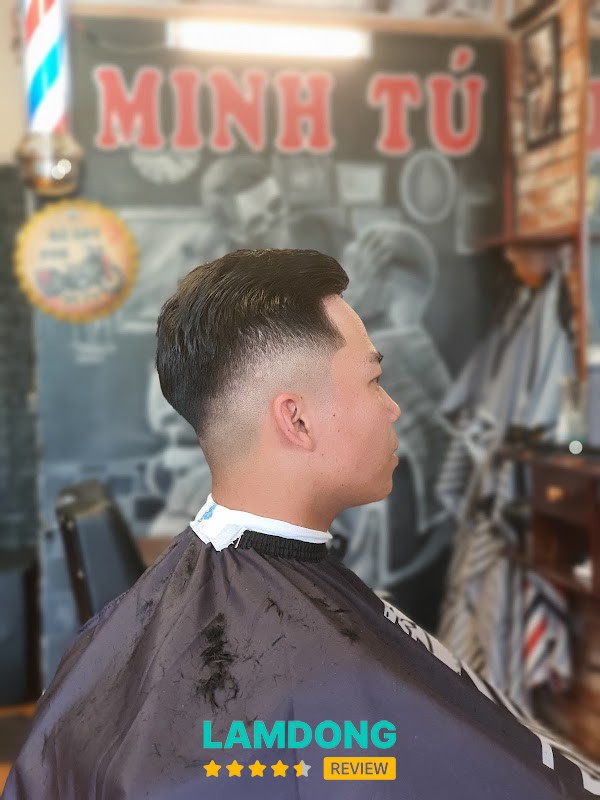 Minh Tú Barber shop – không gian barber