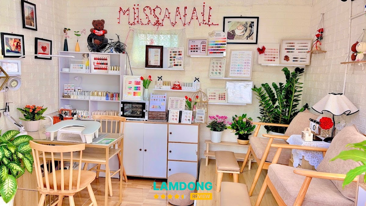 Miissa Nails - lớp học nail phong cách Hàn Nhật Đài