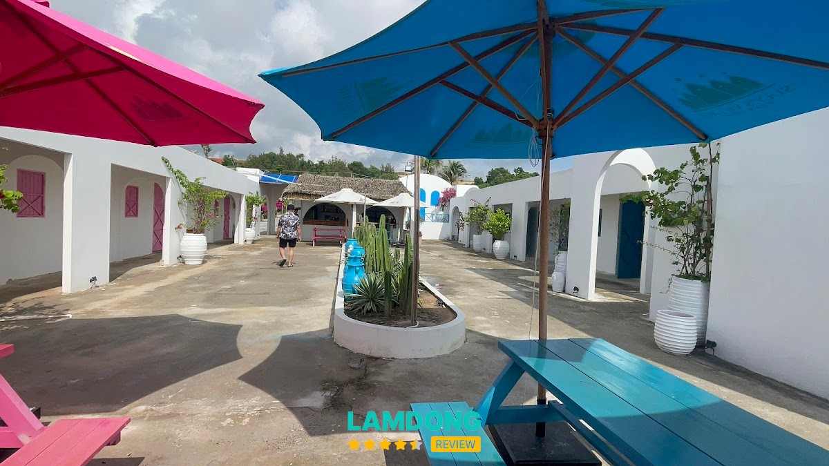 Suly’s Village Phan Thiết – không gian glamping
