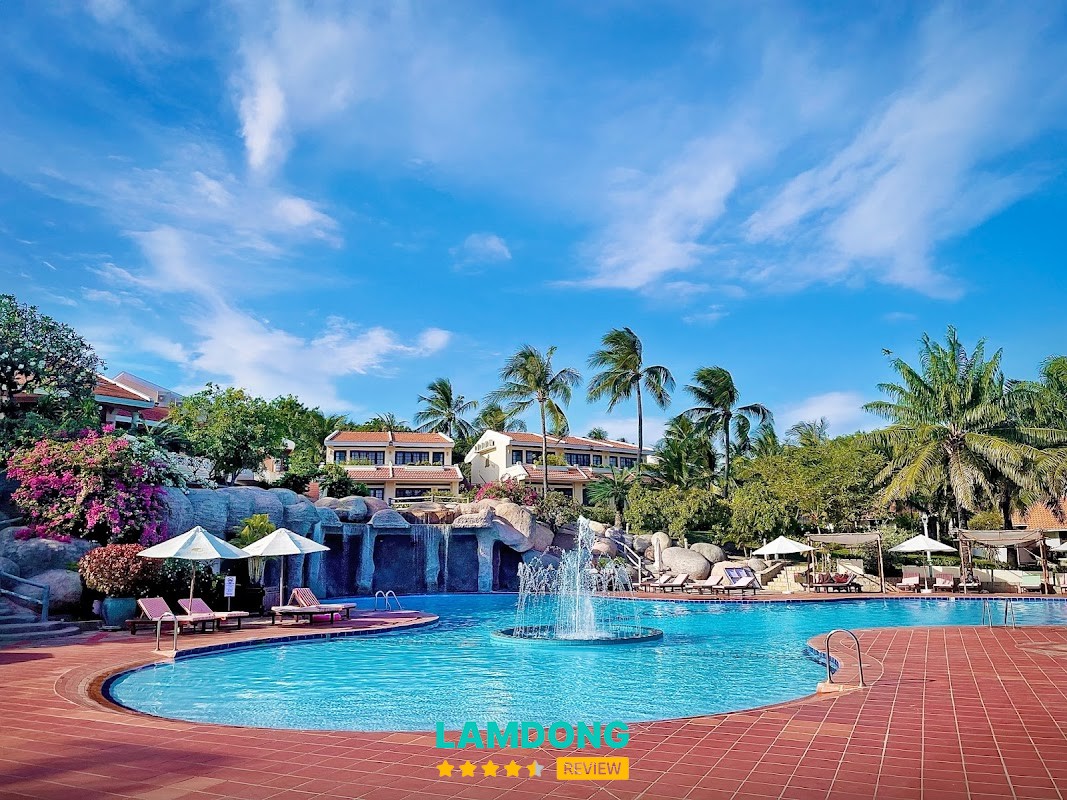 Phu Hai Beach Resort & Spa Phan Thiet – Km8 Nguyễn Đình Chiểu