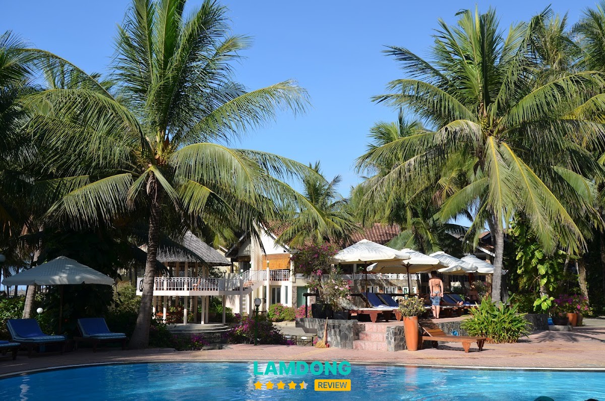 Sai Gon Mui Ne Resort – khuôn viên xanh