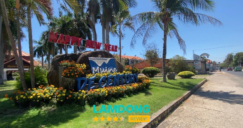 Muine Century Resort & Spa – 16 Huỳnh Thúc Kháng