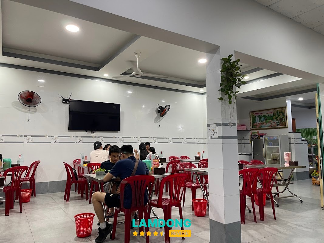 Bánh Xèo bánh căn cây phượng – bánh xèo
