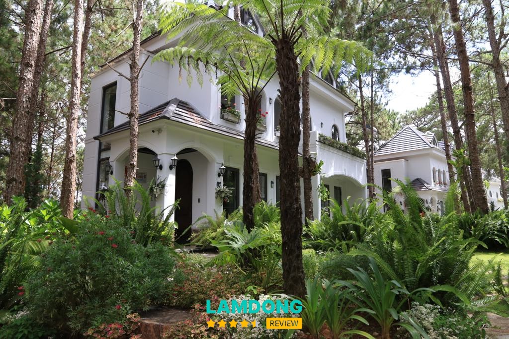 Lat Valley Villa – sân vườn riêng