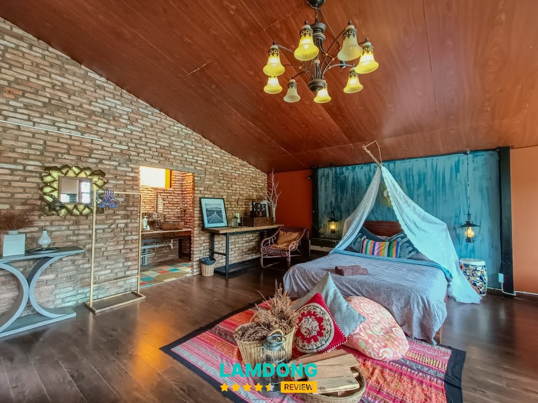 Lalaland Homestay – không gian xanh