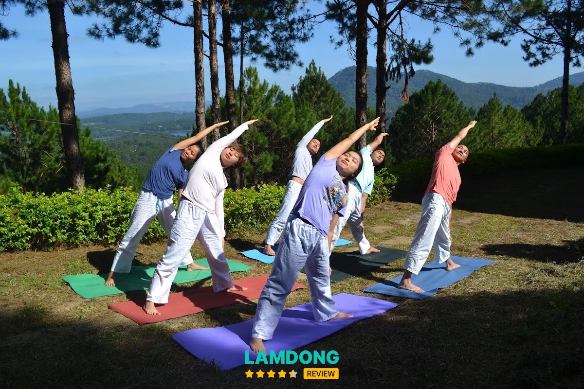 Sivananda Yoga Resort and Training center Đà Lạt