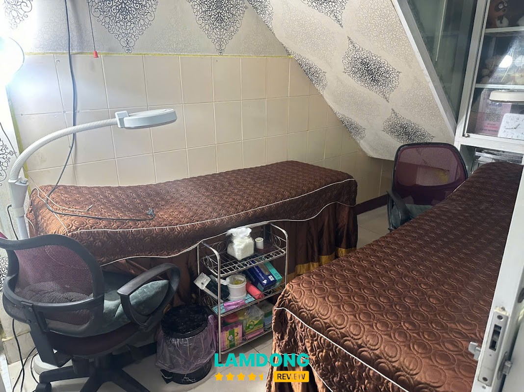 Trị Mụn Gia Truyền Cô Hải – lấy nhân mụn