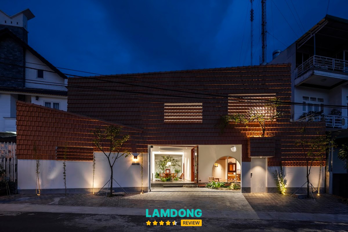 Xây dựng & thi công trọn gói The Roof Builders – 39/17A Lý Tự Trọng, 1 Bảo Lộc, Lâm Đồng