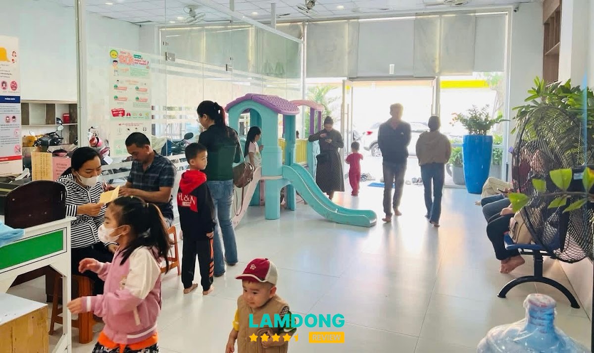 Nhi Đồng Thành Phố Cơ Sở Phan Thiết – 22 Đ. 19/4, Hàm Thắng