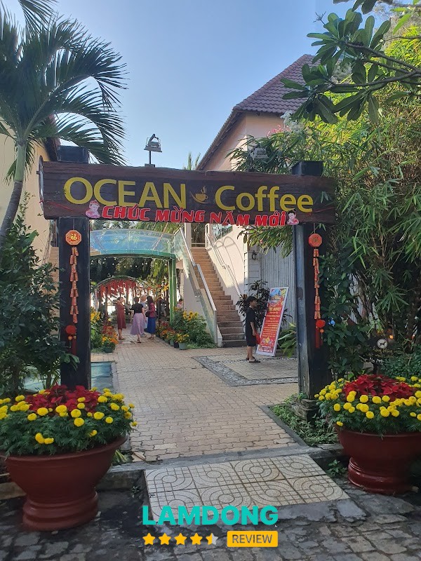 Ocean Coffee Phan Thiết view biển