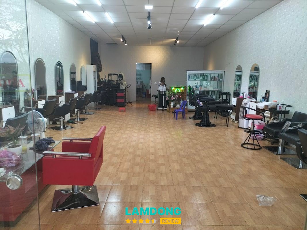 Hair Salon Hồng Ngọc – không gian salon