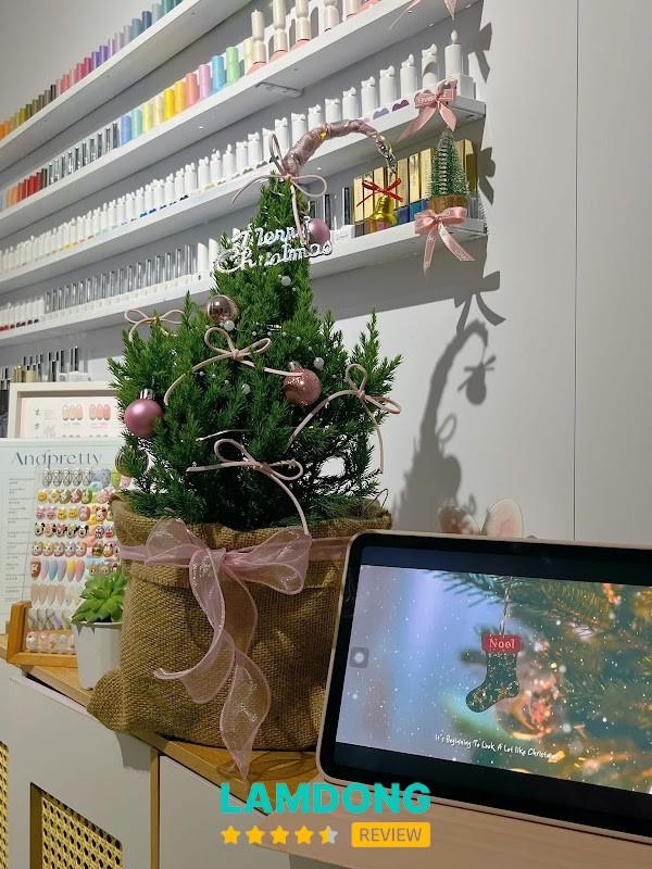 Laclac Nails & Beauty Bảo Lộc – không gian nail sạch sẽ