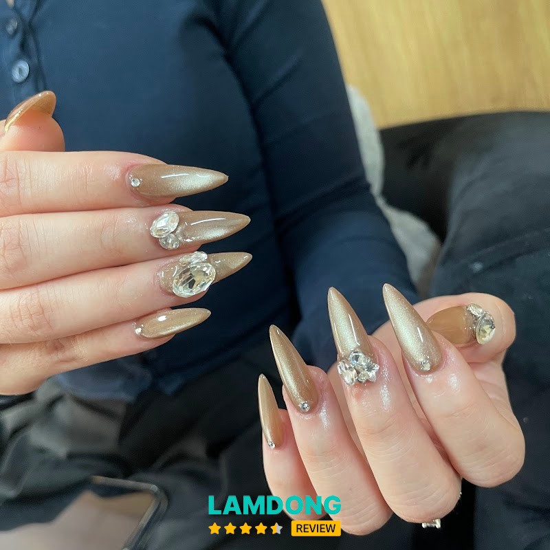HYNAILS - GỘI ĐẦU – không gian thư giãn