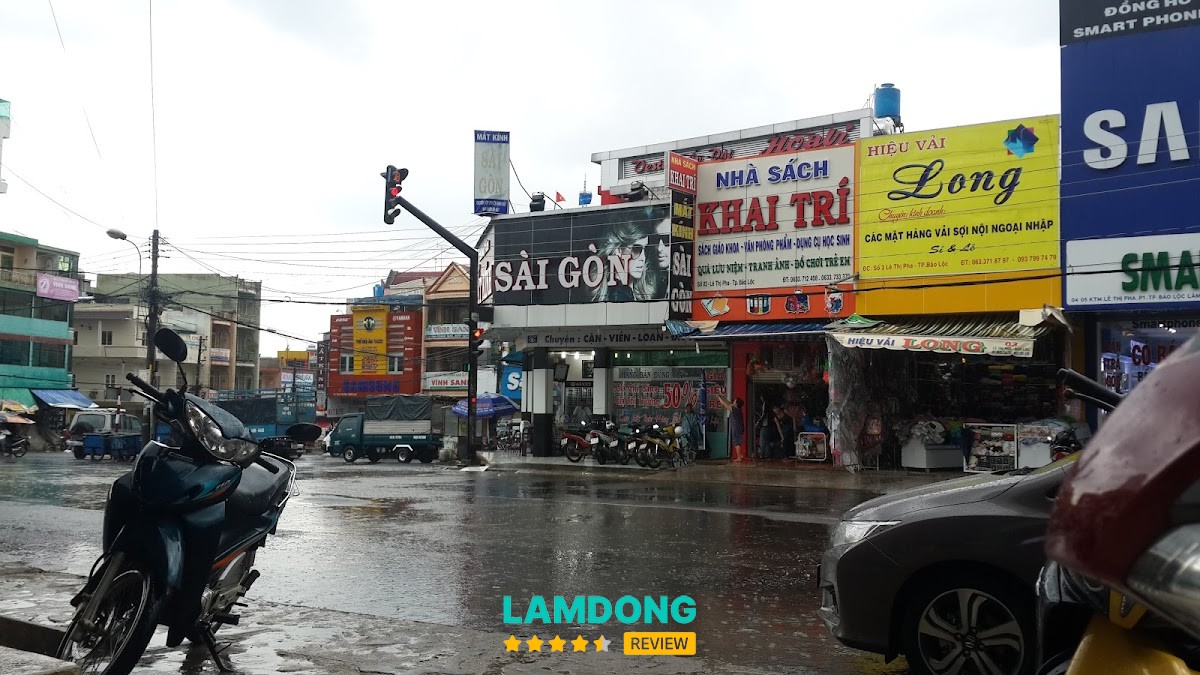 Mắt Kính Sài Gòn – 96 Lê Hồng Phong, 1 Bảo Lộc