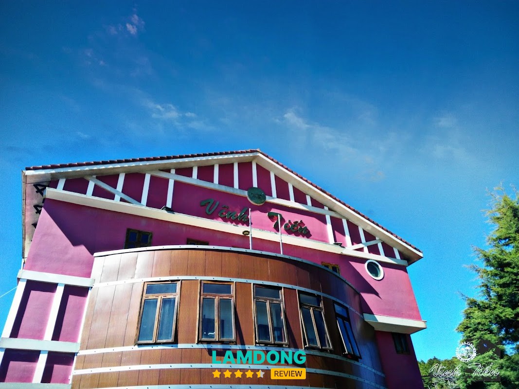 Hầm Rượu Vang Vĩnh Tiến