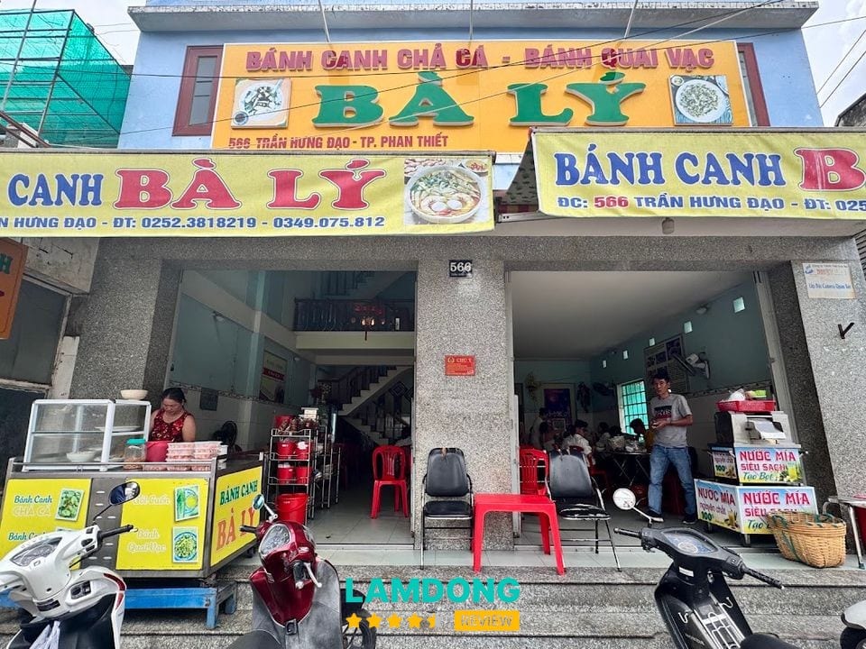 Bánh canh Bà Lý tại Phan Thiết