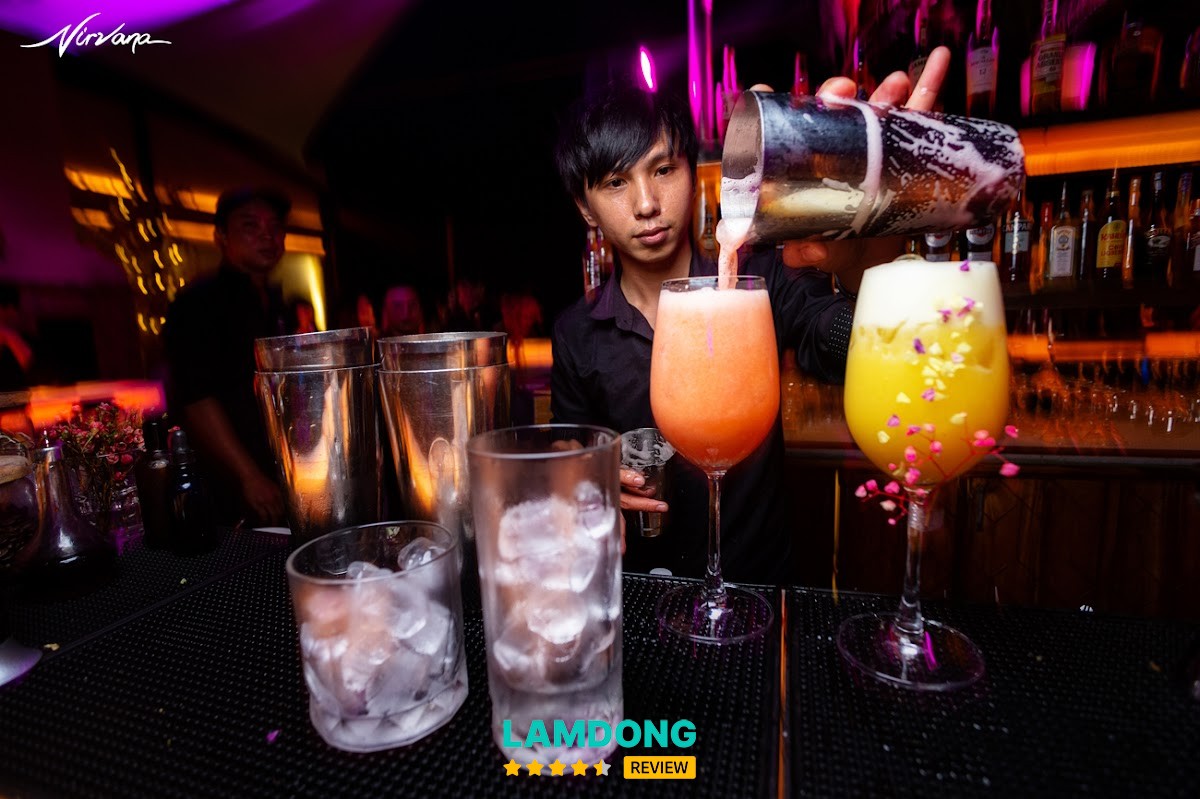 Nirvana Beach Club – quán bar beer view biển