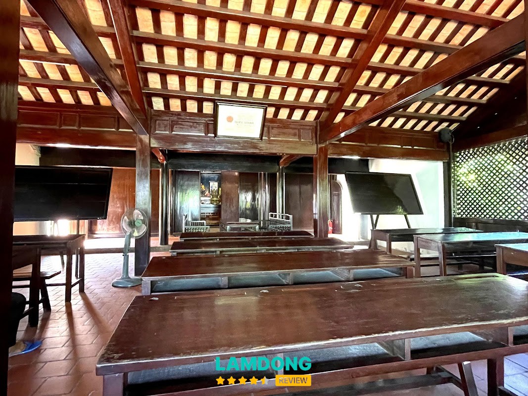 Trường Dục Thanh – khuôn viên cổ kính