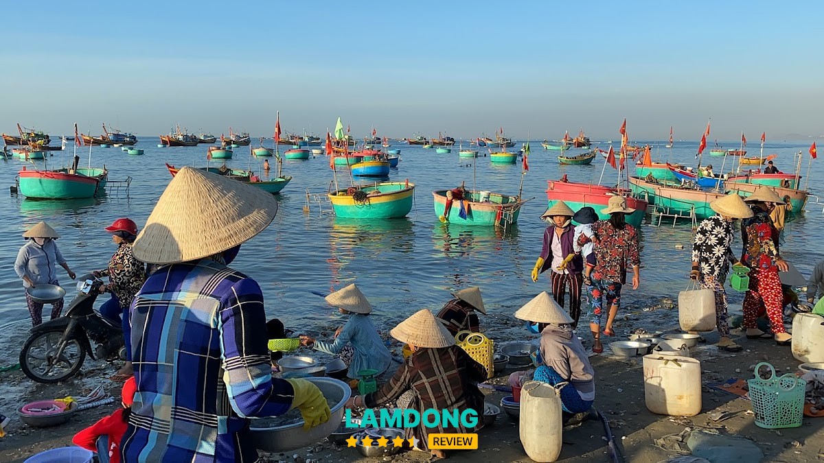 Làng chài Mũi Né – cảnh ngư dân