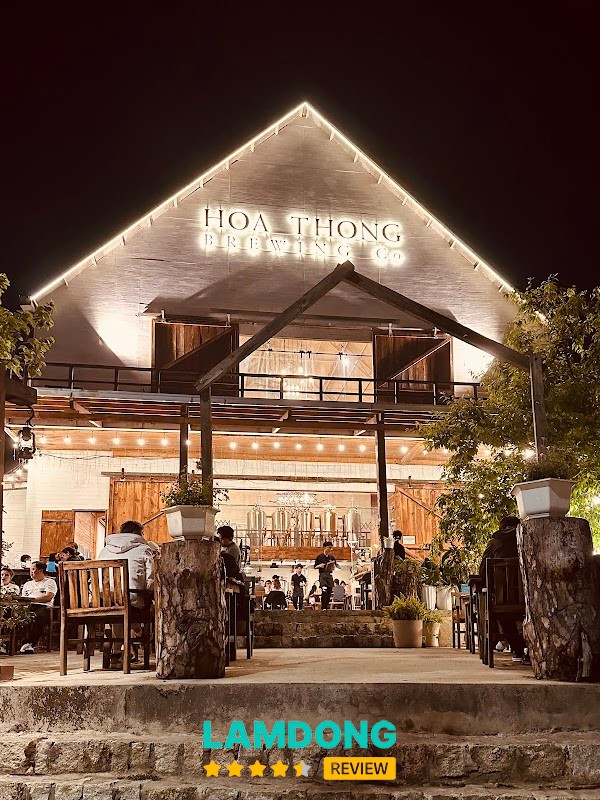 Hoa Thông Brewing – không gian nhà máy bia