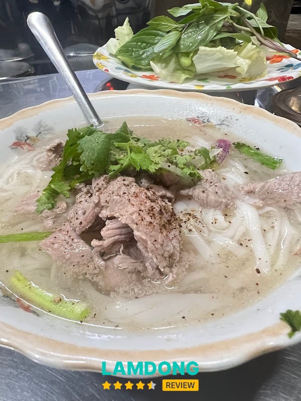 Quán Phở Xào 38 – phở áp chảo Đà Lạt