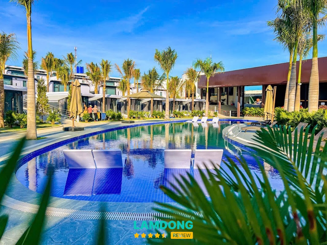 Olee SeaView Resort khuôn viên xanh