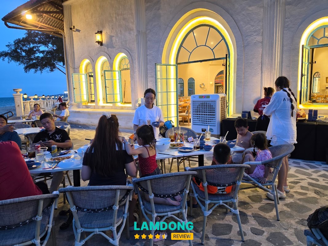 Làng hải sản Trùng Dương – món ăn