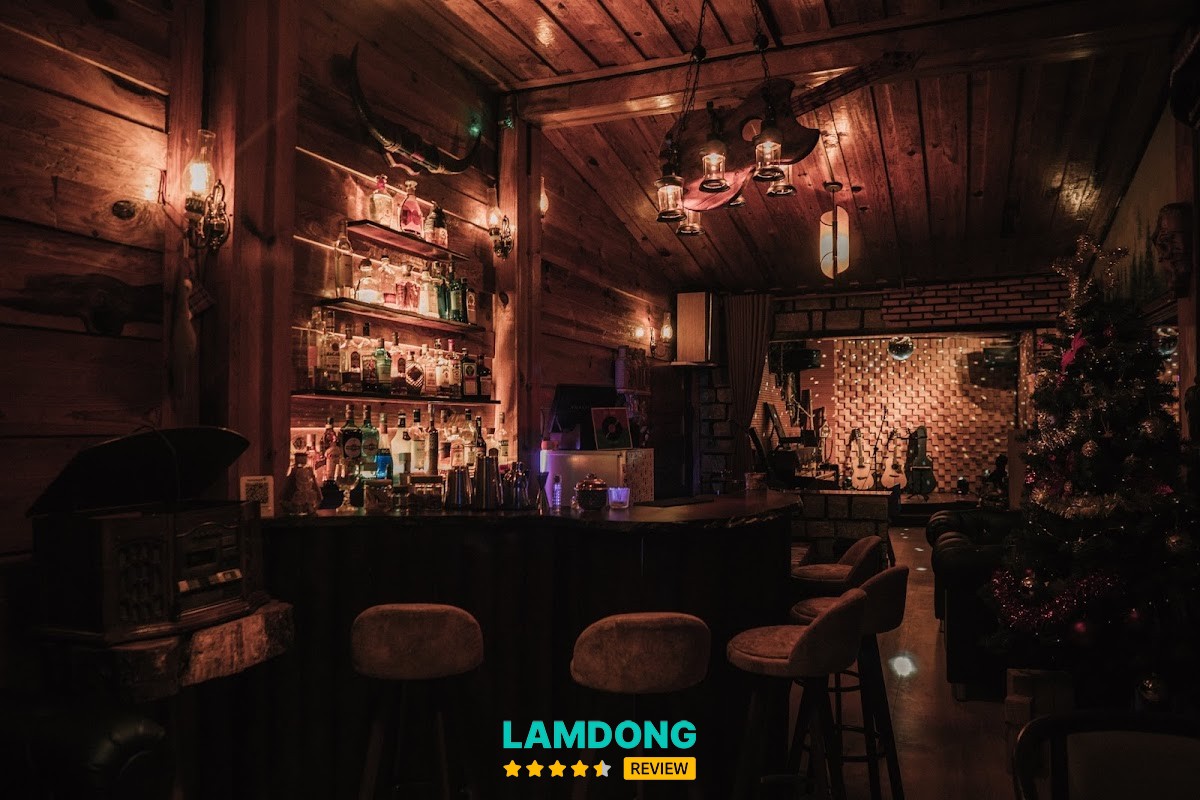 Rainy Rhythm Hidden Cocktail Bar Đà Lạt