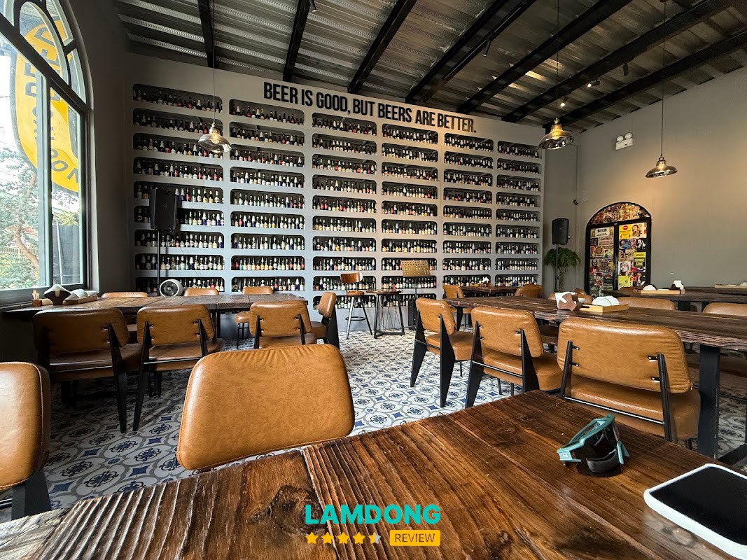 Beer Saloon bia nhập và đồ ăn