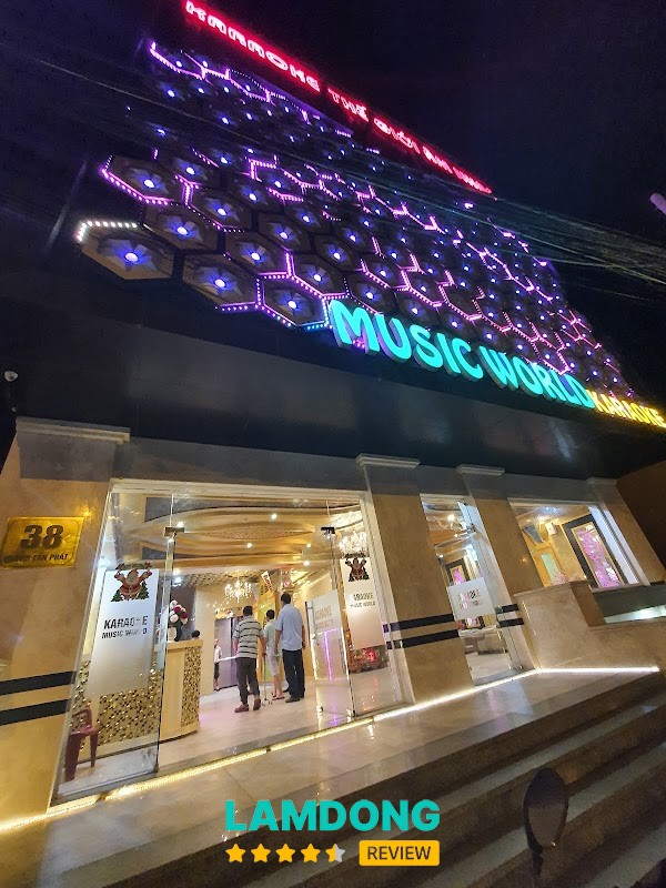 Karaoke Music World – phòng hát Mũi Né