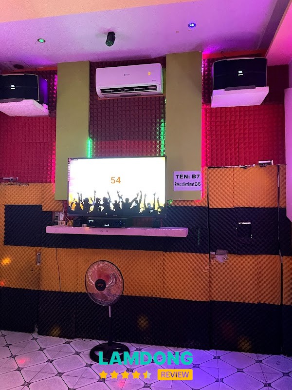 KARAOKE ĐIỂM HẸN – phòng hát giá bình dân