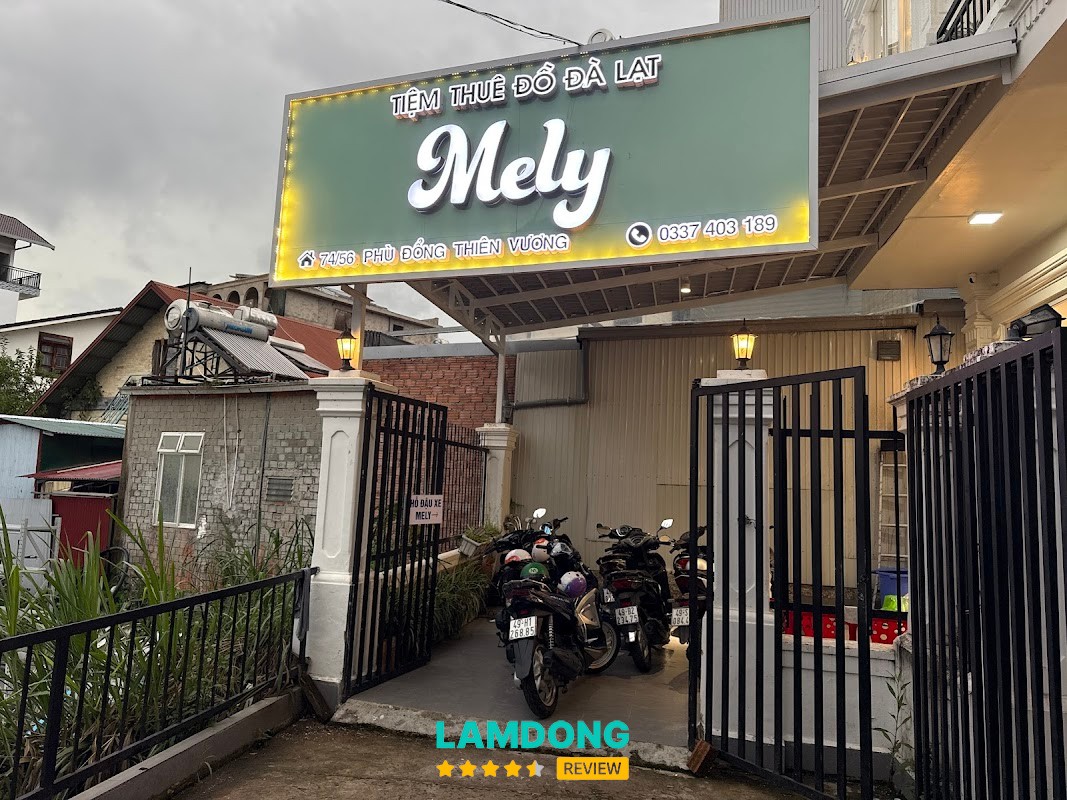 Mely Đà Lạt – váy thuê hot trend