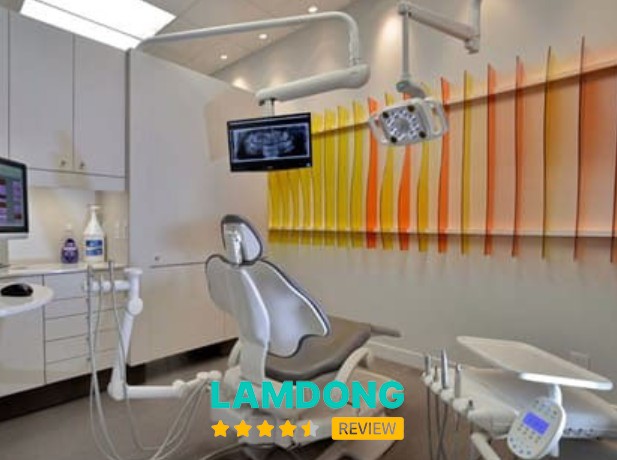 Nha Khoa Đà Lạt - Thẩm Mỹ VIỆT MỸ – 8 Đường Phạm Ngọc Thạch, Cam Ly - Đà Lạt, Lâm Đồng, Việt Nam