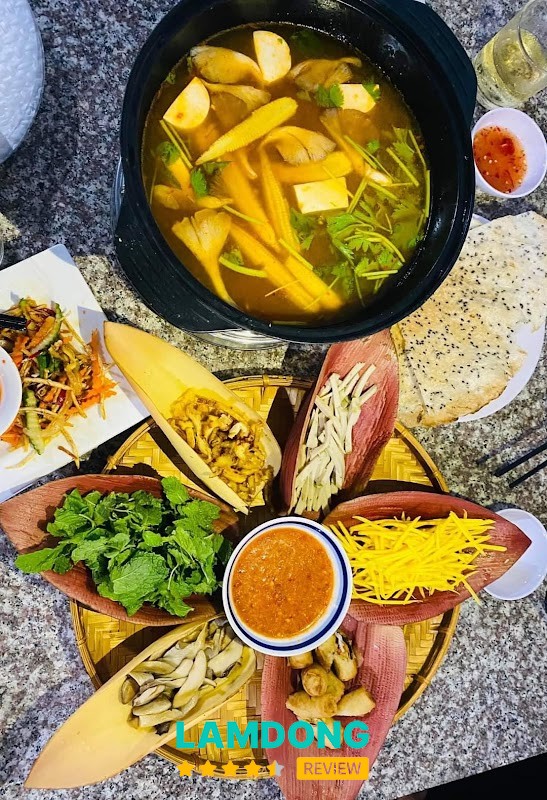 Quán Chay Thắng Lợi – món chay bình dân