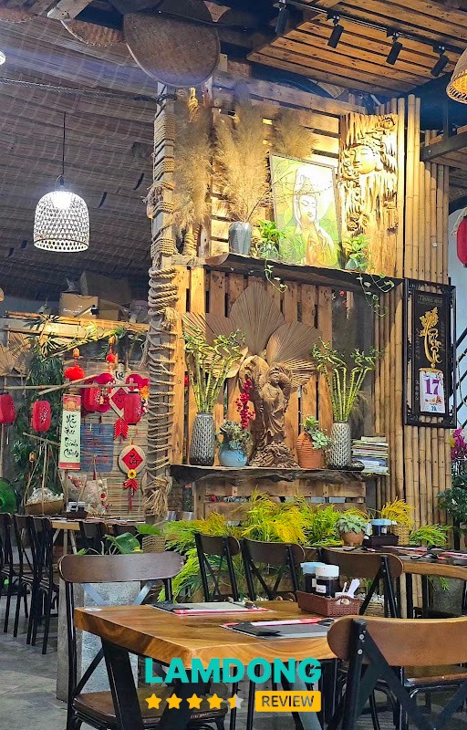 Nhà hàng chay An Tịnh – không gian yên tĩnh
