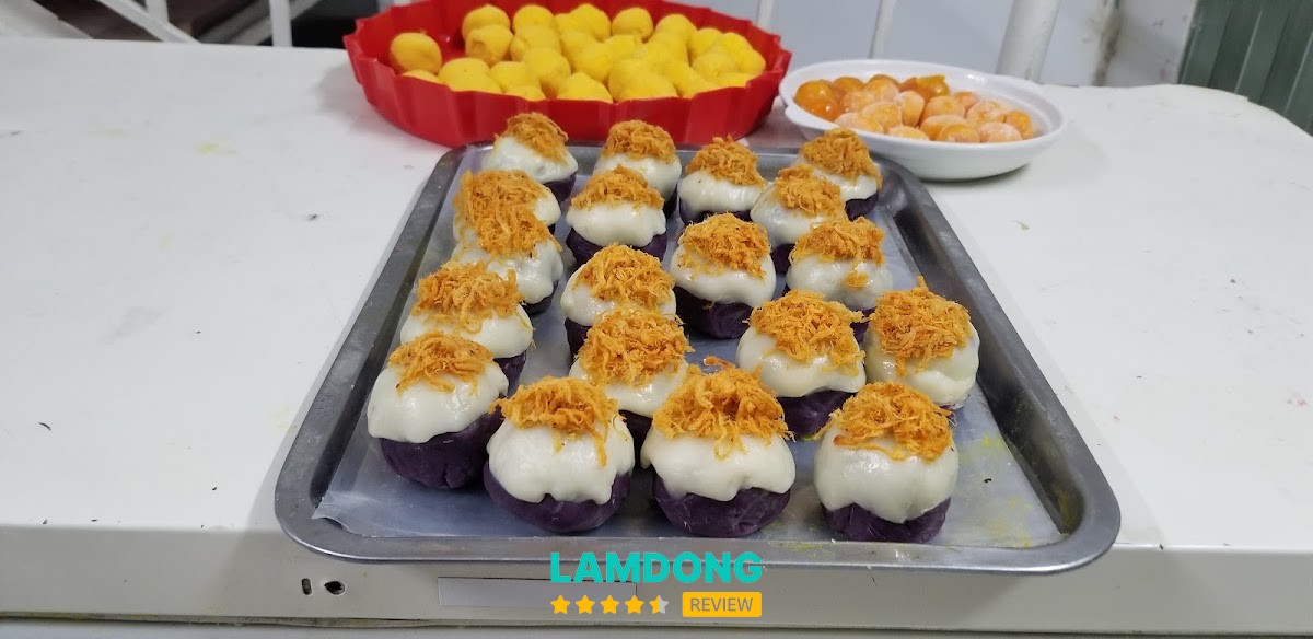 Bánh Mì Xíu Mại Phúc Hân – bánh mì Đà Lạt ngon