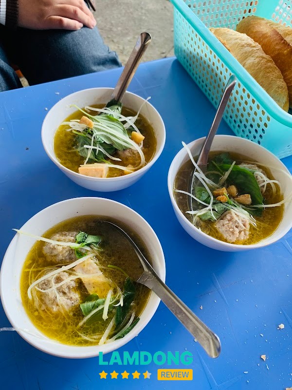 Bánh Mì Xíu Mại 97 – xíu mại bình dân