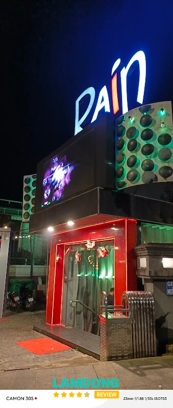 Rain Dalat club bar
