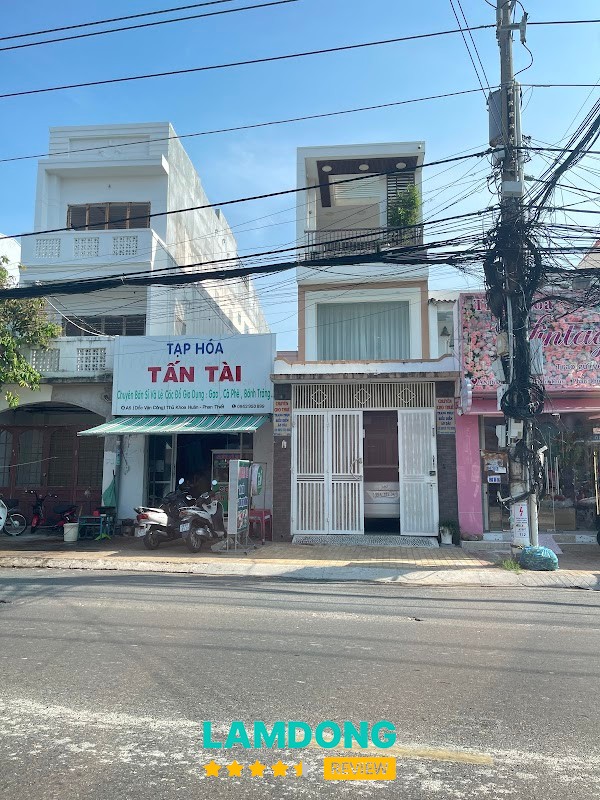 Bánh canh chả cá Tôn Đức Thắng
