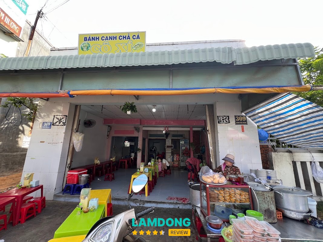Bánh Canh Chả Cá Cô Xí Mũi Né
