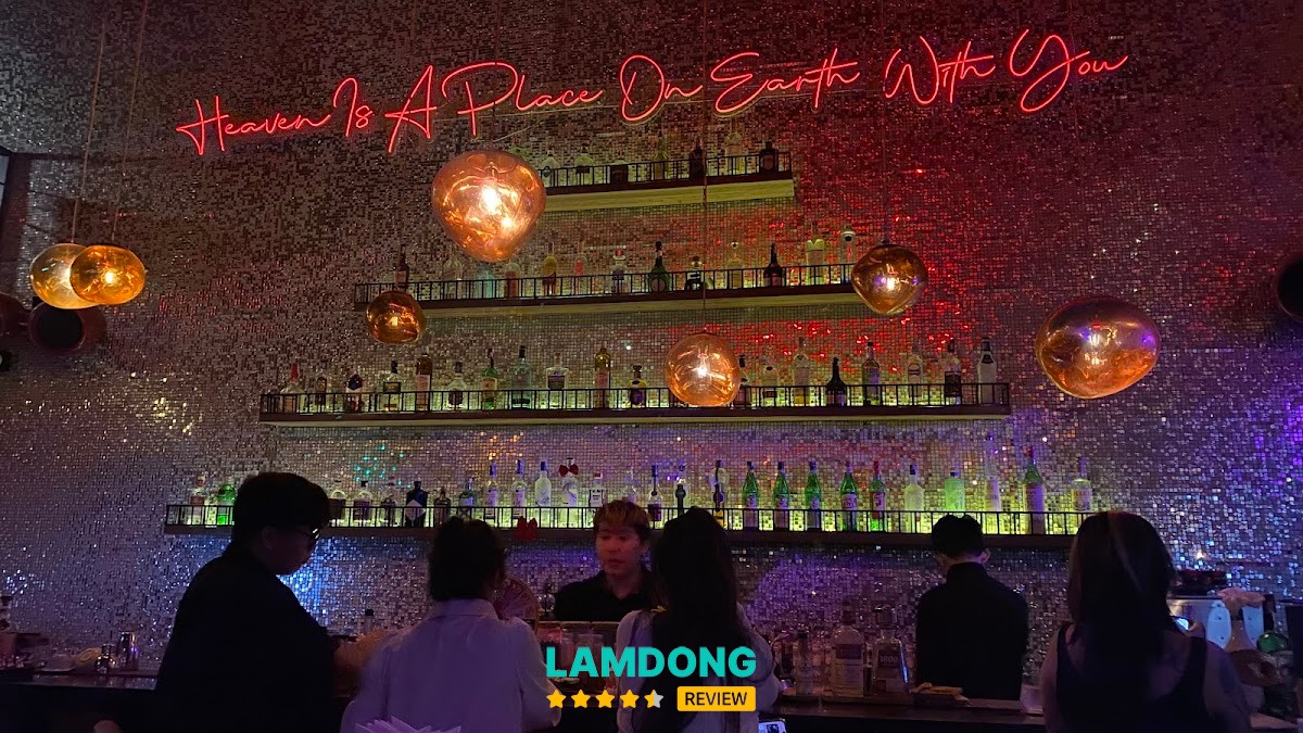 The Balcony Speakeasy Bar Đà Lạt