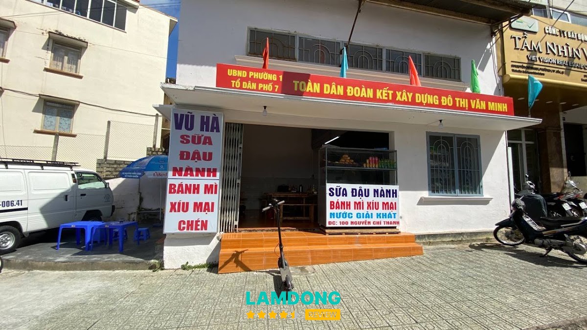 Bánh mì xíu mại Vũ Hà tại Đà Lạt
