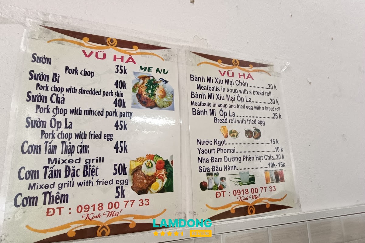 Phần bánh mì xíu mại tại Vũ Hà Đà Lạt