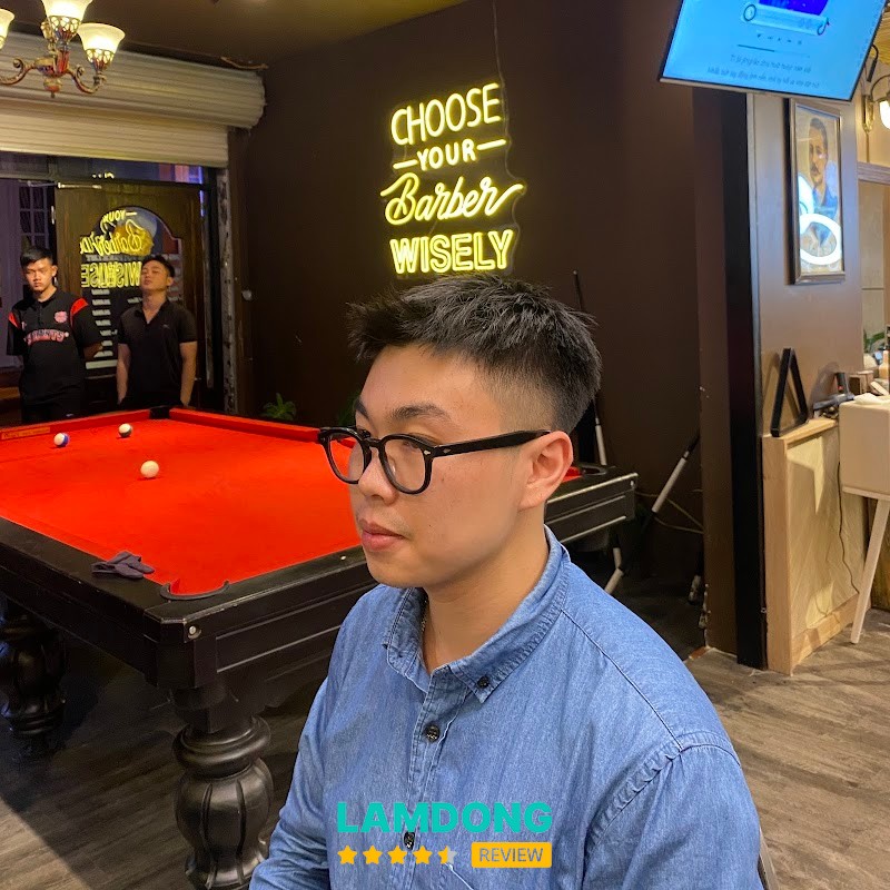 Ty Barber House – cắt tóc và nhuộm nam