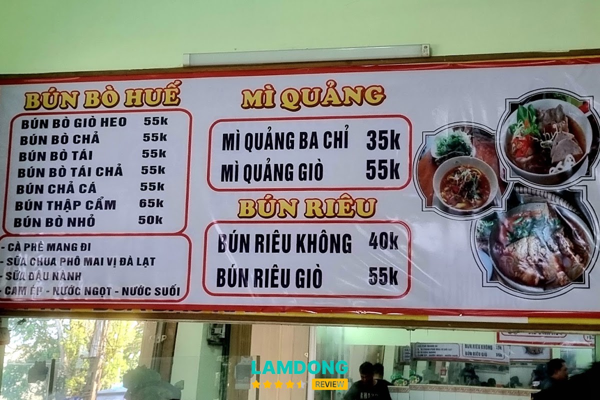 Tô bún bò tại Bún Công