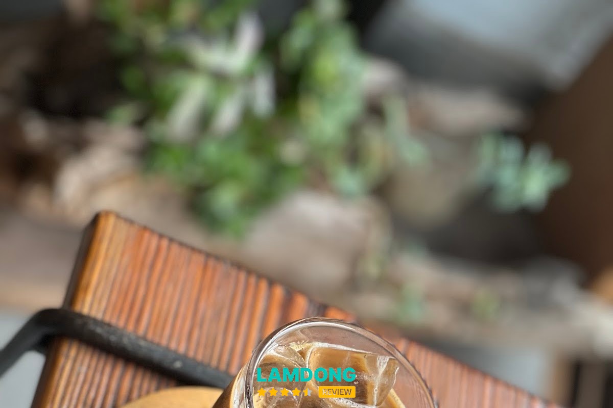 Đồ uống tại Dear Táo Coffee
