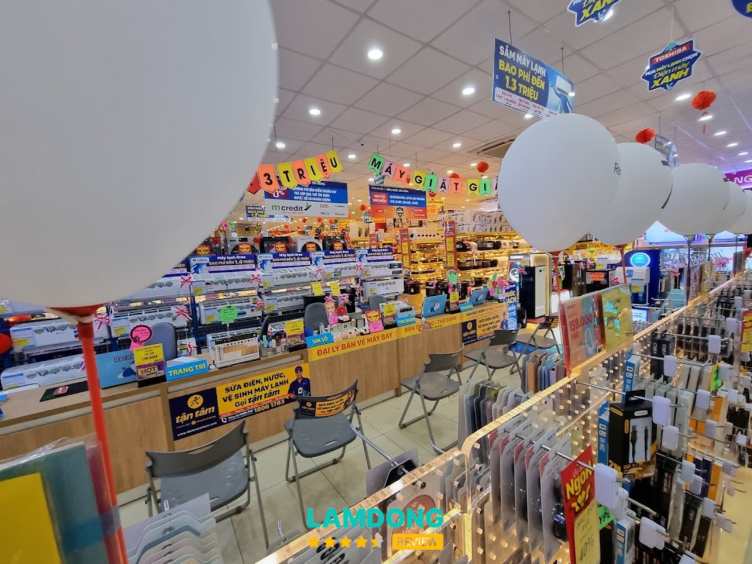 Điện máy XANH Gia Nghĩa – khu trưng bày điện máy