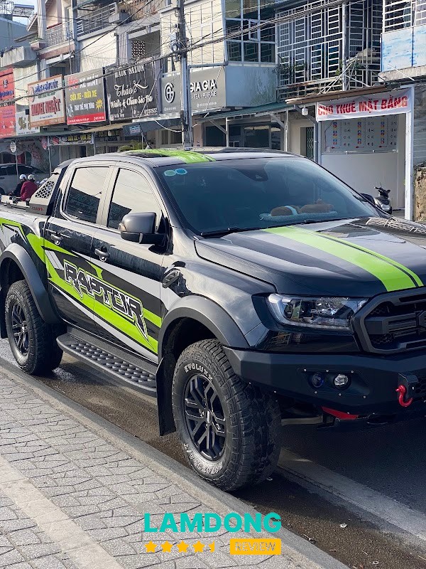 Dán decal xe tại Quy Decal Shop