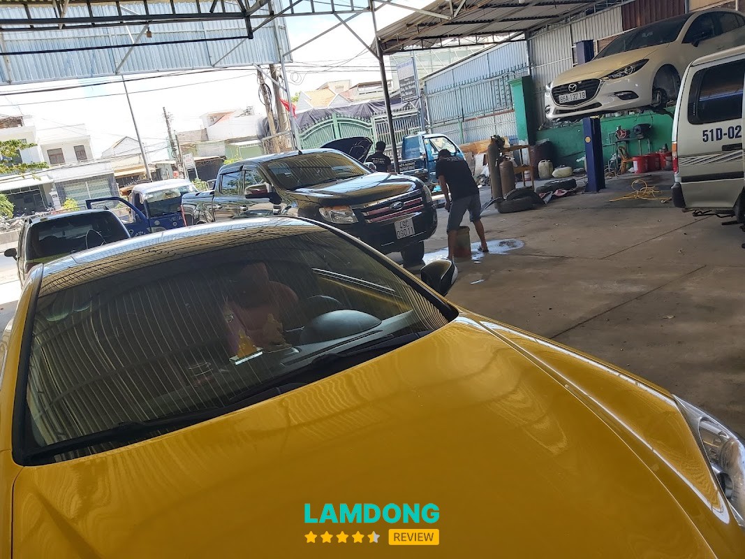 Garage Ô tô Phan Thiết Hàm Thắng