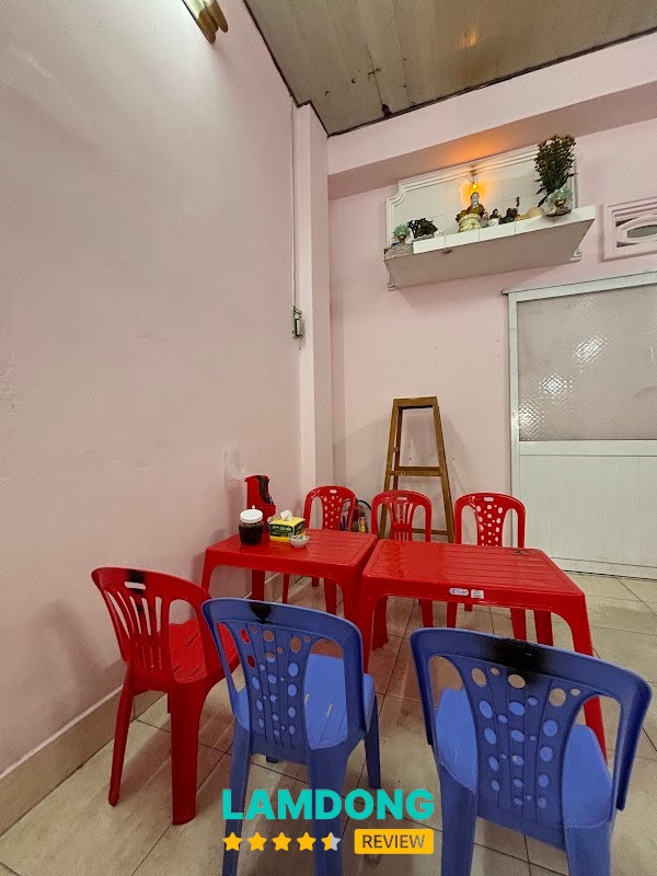 Bún gỏi cá mai – quán local gần chợ Phan Thiết